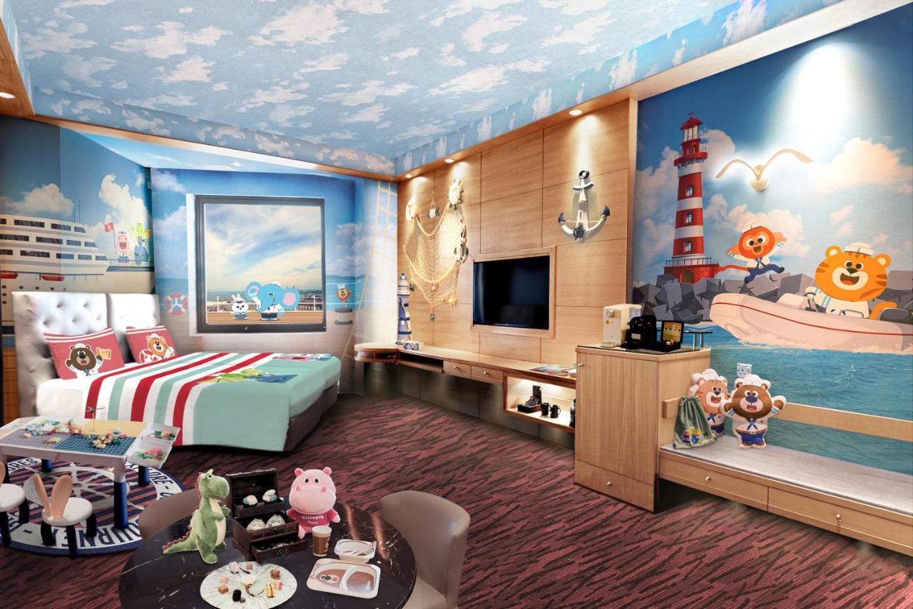 Khách sạn M Centre 5*