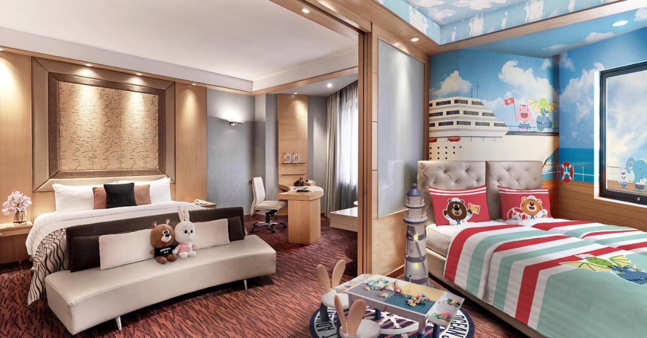 M Hotel 5*
